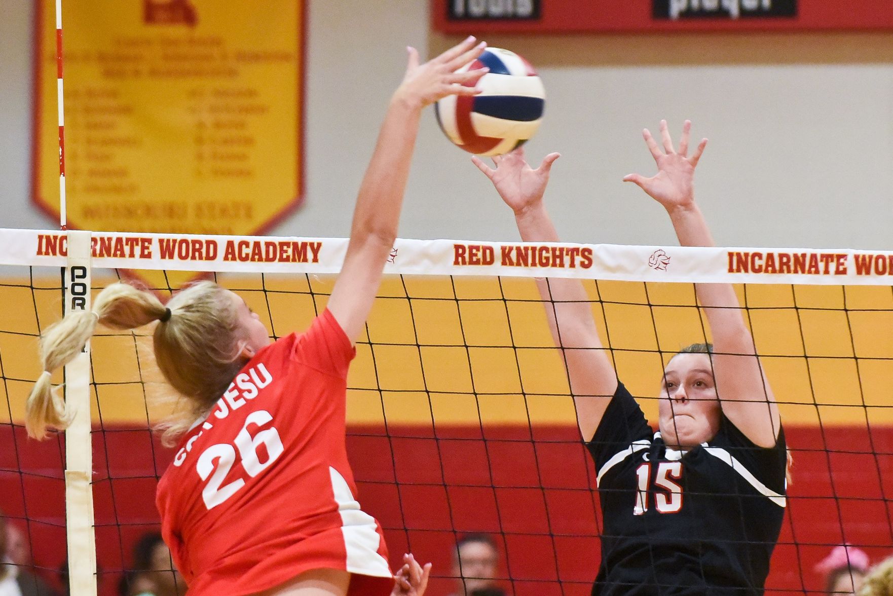 10/10/19 - Girls Volleyball - Cor Jesu at Incarnate Word